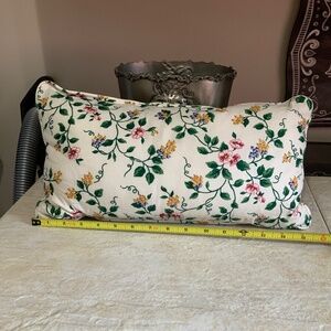 Longaberger Bontical Fields Corded Pillow